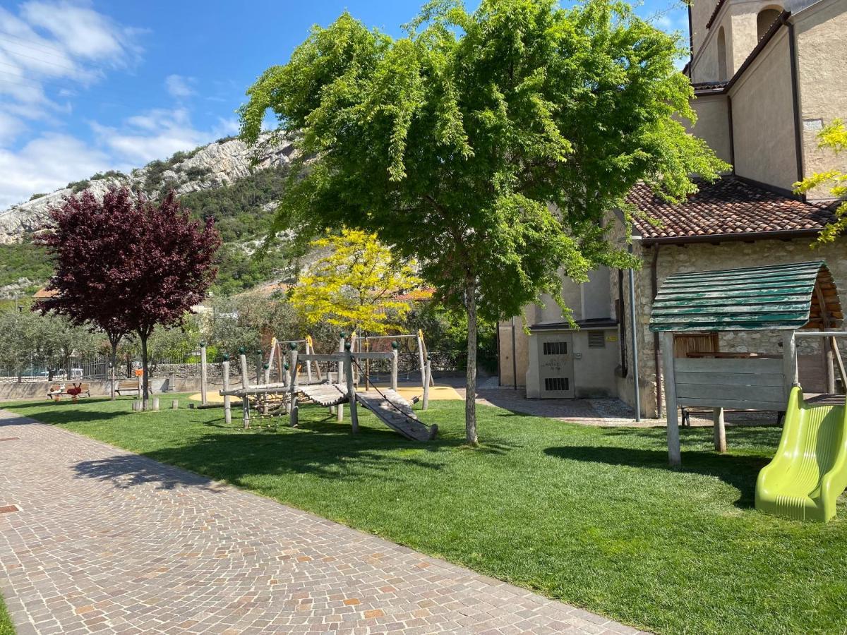 Appartamenti Le Tre Rose Torbole Sul Garda Εξωτερικό φωτογραφία