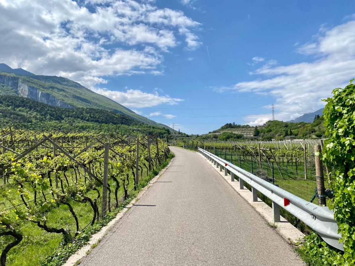 Appartamenti Le Tre Rose Torbole Sul Garda Εξωτερικό φωτογραφία